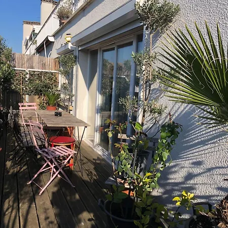 And Its Terrace Διαμέρισμα *