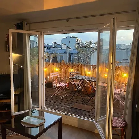 And Its Terrace * Παρίσι